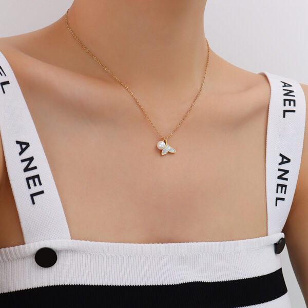 Fashion Upscale Jewelry Pearl Whale Tail Cameo Shell Charms Chain Choker Necklaces Pendants For Women - Image 3