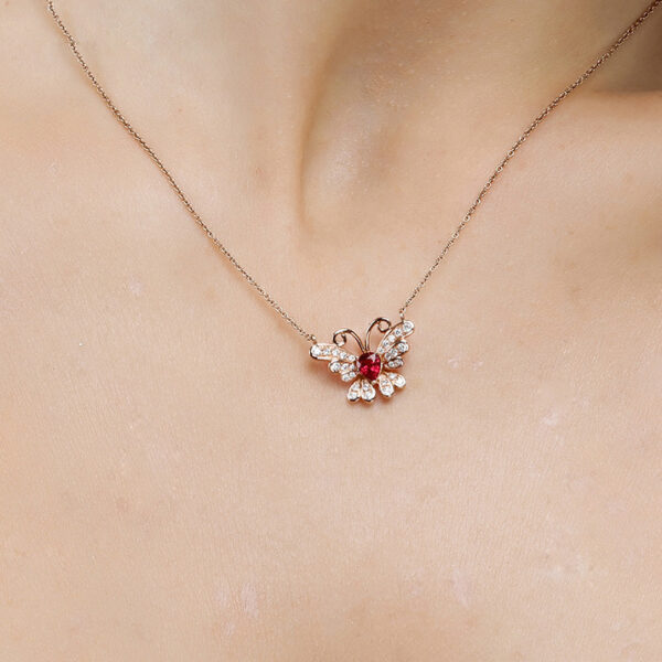New Personality Temperament Gemstone Butterfly Necklace - Image 3