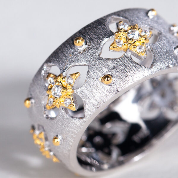 Silver Plated Gold Ring with Zircon Hollowed Out Elegant Women's Ring - Image 2