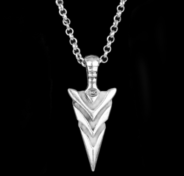 European and American film and television peripheral hot sell accessories ARROW ARROW glow-in-the-dark alloy key chain pendant - Image 5