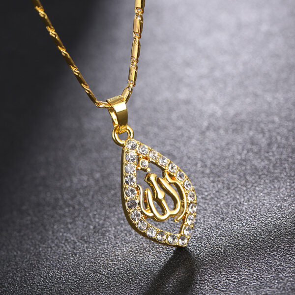European And American Fashion Women's Pendant Necklace - Image 2
