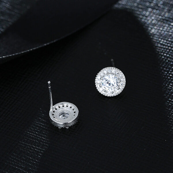 Diamond stud earrings - Image 3