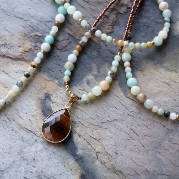 Women's Multilayered Amazonite Stone Necklace - Image 2