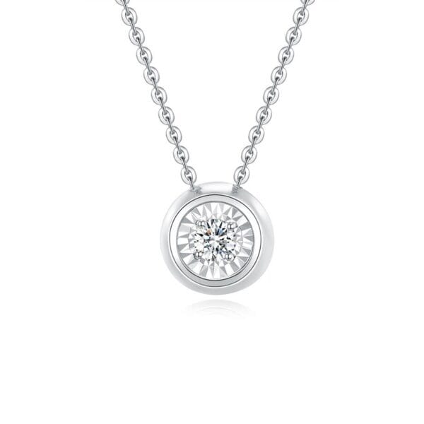 Women's 18K Gold Diamond Pendant Necklace - Image 2