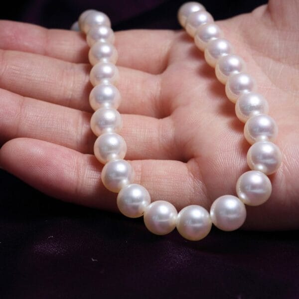 Round Freshwater Pearls Choker for Women - Image 6