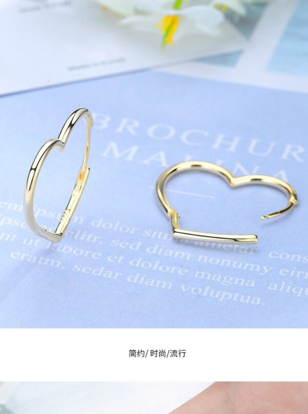 Women's Heart Shaped Metal Earrings - Image 8