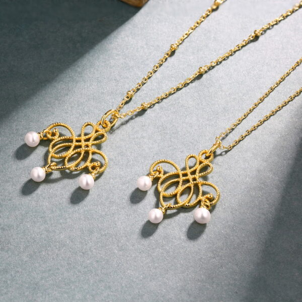 Autumn and winter new jewelry, personality, national style, retro pearl sweater chain, fashion accessories, Korean version Necklace female - Image 5