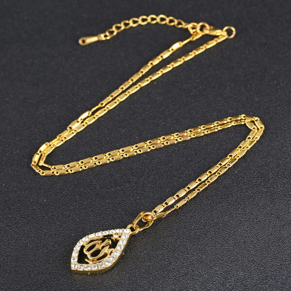 European And American Fashion Women's Pendant Necklace - Image 3