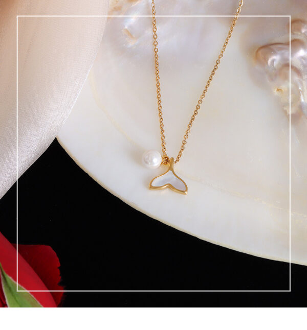 Fashion Upscale Jewelry Pearl Whale Tail Cameo Shell Charms Chain Choker Necklaces Pendants For Women - Image 2