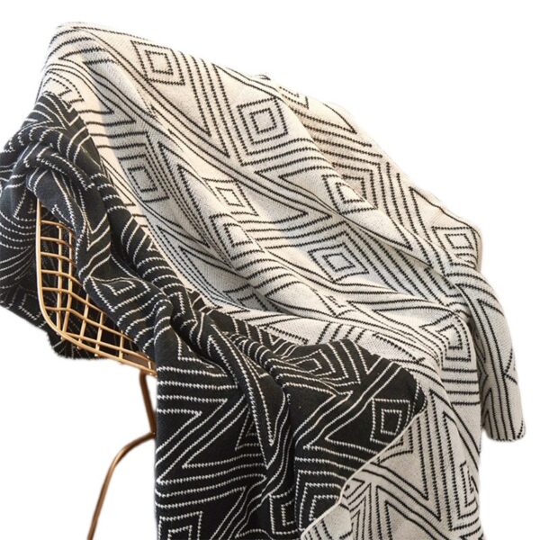 Geometric Nordic Warm Throw Blanket