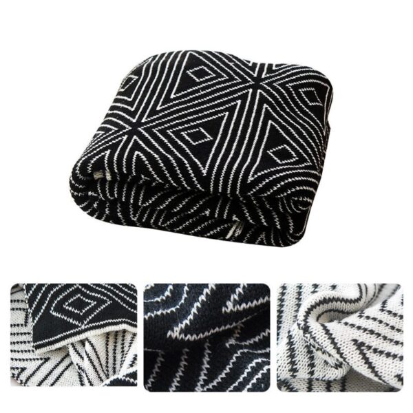 Geometric Nordic Warm Throw Blanket - Image 2