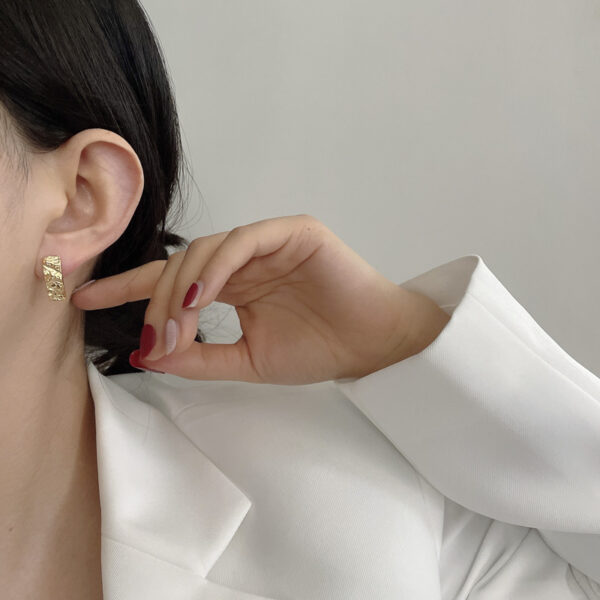Korean All-match Ins Niche Design Beating Earrings - Image 3