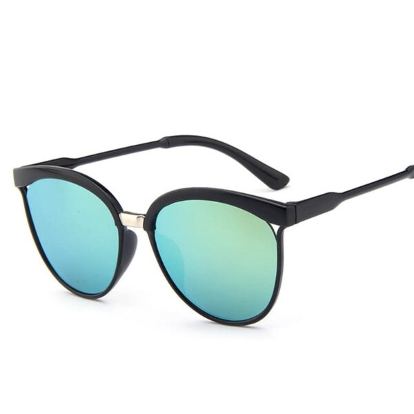 Big Cat Eye Sunglasses for Women - Image 4