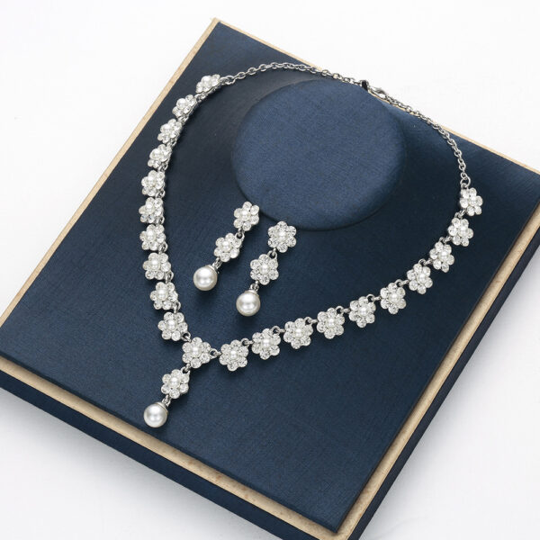 Creative Pearl Necklace Earrings Jewelry Set - Image 3