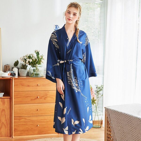 Knee-Length Women's Kimono in Red and Blue - Image 4