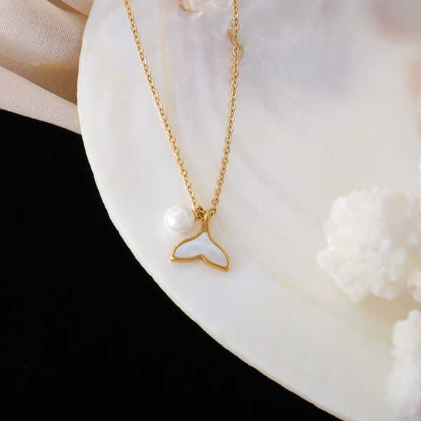 Fashion Upscale Jewelry Pearl Whale Tail Cameo Shell Charms Chain Choker Necklaces Pendants For Women - Image 6