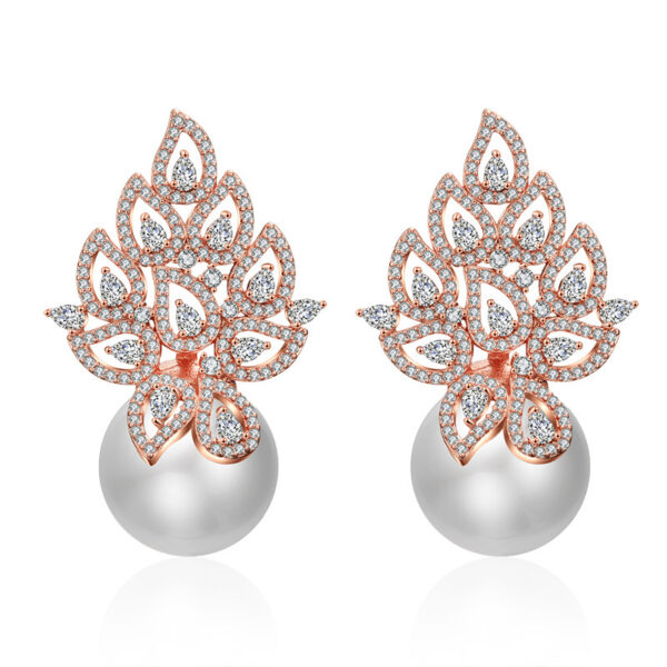 New Popular Style Pierced Hole Pattern Pearl Earrings Jewelry - Image 3