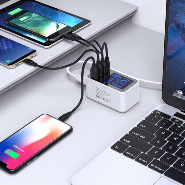 USB and Type-C Charger with Display - Image 3