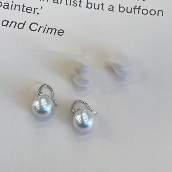 Fashion Ear Jewelry Celebrity Pearl Temperament Stud Earrings Korea - Image 6