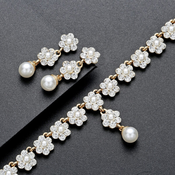 Creative Pearl Necklace Earrings Jewelry Set - Image 5
