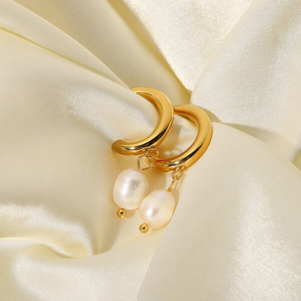 Fashion Personality Pearl 18K Gold Stainless Steel Earrings - Image 4