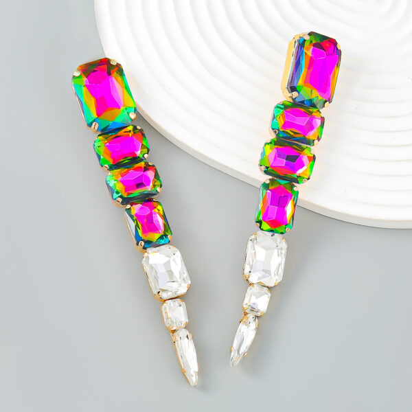 Super Shiny Full Claw Chain Banquet Earrings - Image 3