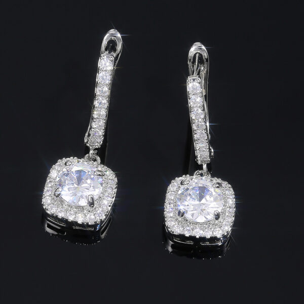 Love Heart Zircon Ear Studs Fine Beauty Wedding Ear Studs Fashion Heart-shaped Full Diamond Earrings - Image 4
